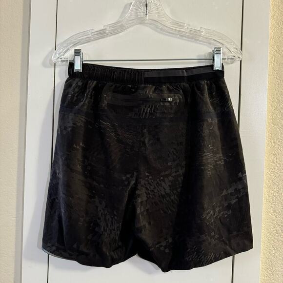 Lululemon Surge Short 7” Brief Lined Camo Black Men’s Activewear Size Small - Picture 4 of 7